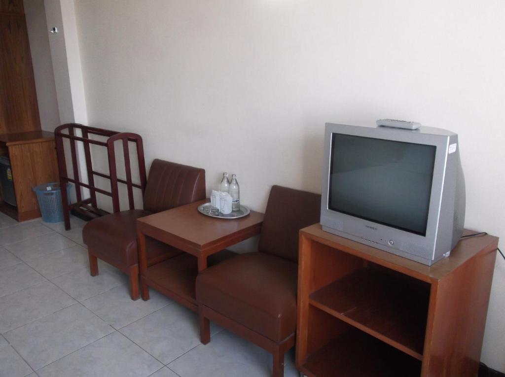 Tapee Hotel Surat Thani Bilik gambar