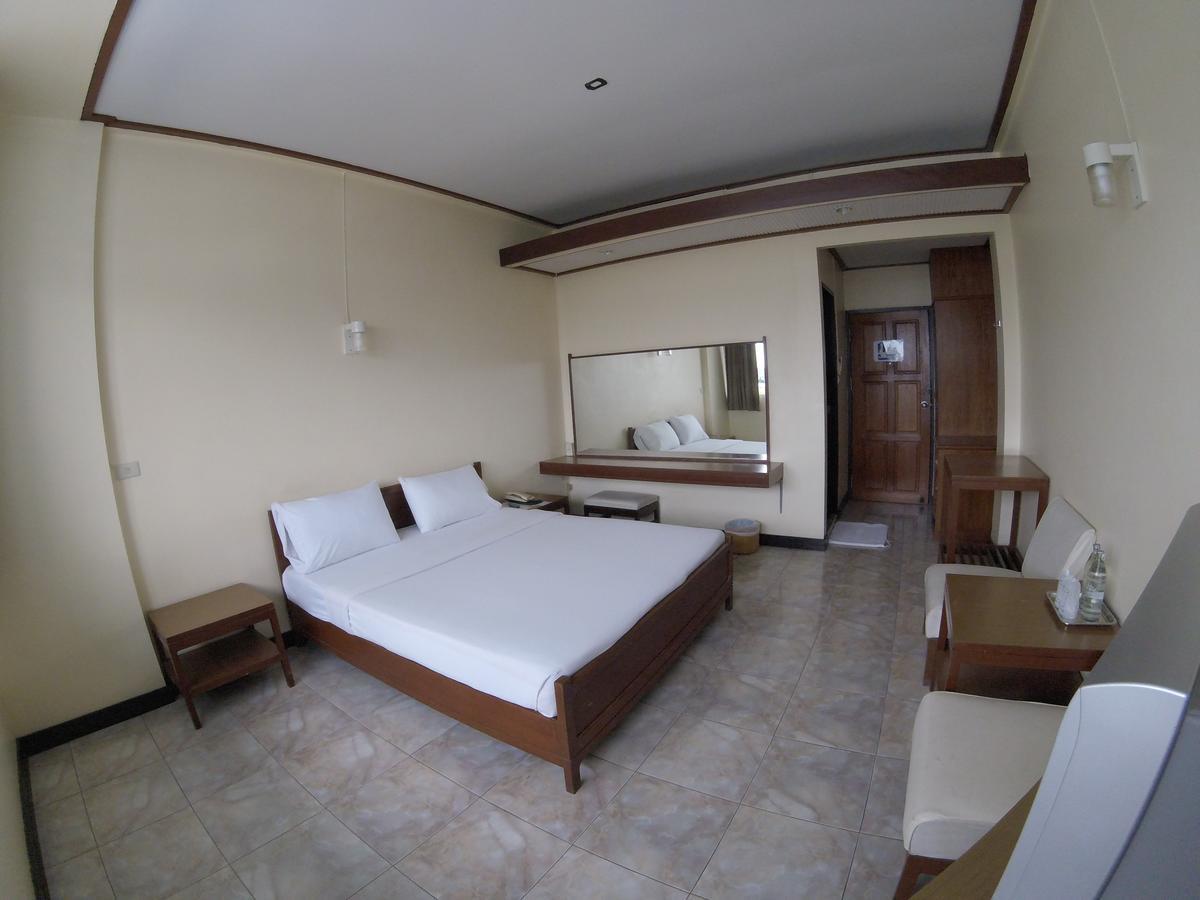 Tapee Hotel Surat Thani Luaran gambar